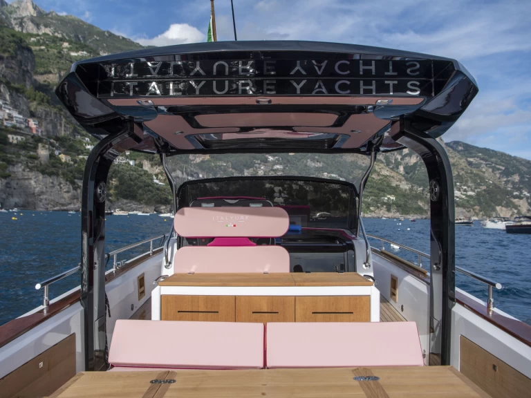 Louez un italyure 38 Ft à Positano