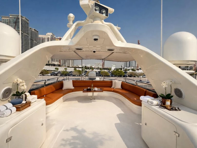 Yacht à louer à Dubai Marina au meilleur prix