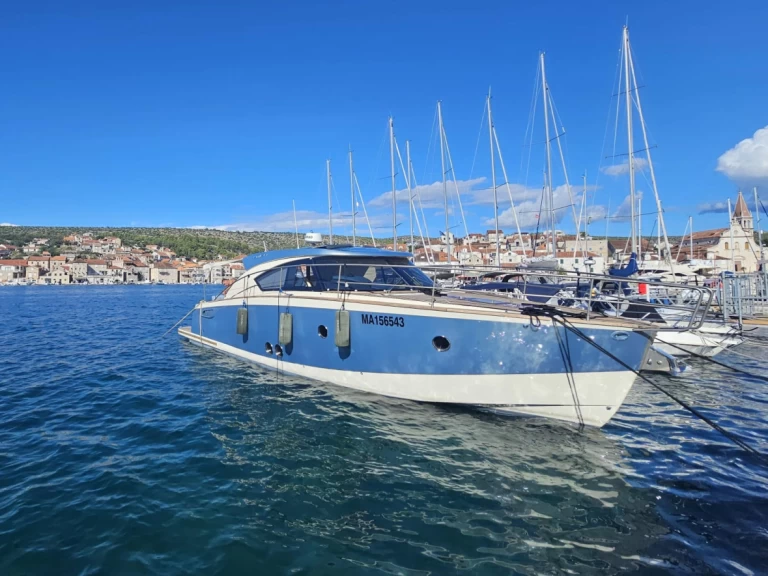 Louez un Brioni Yachts Brioni 44 à Split