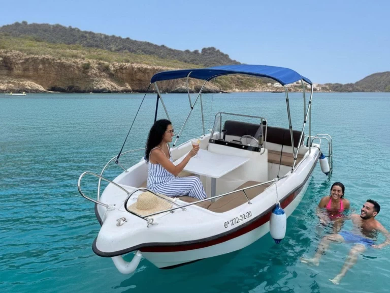 Mareti 45O open a louer à Roda de Barà