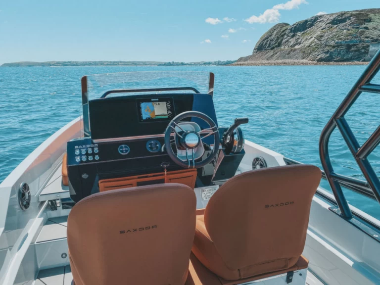 Location Bateau à moteur Saxdor avec permis