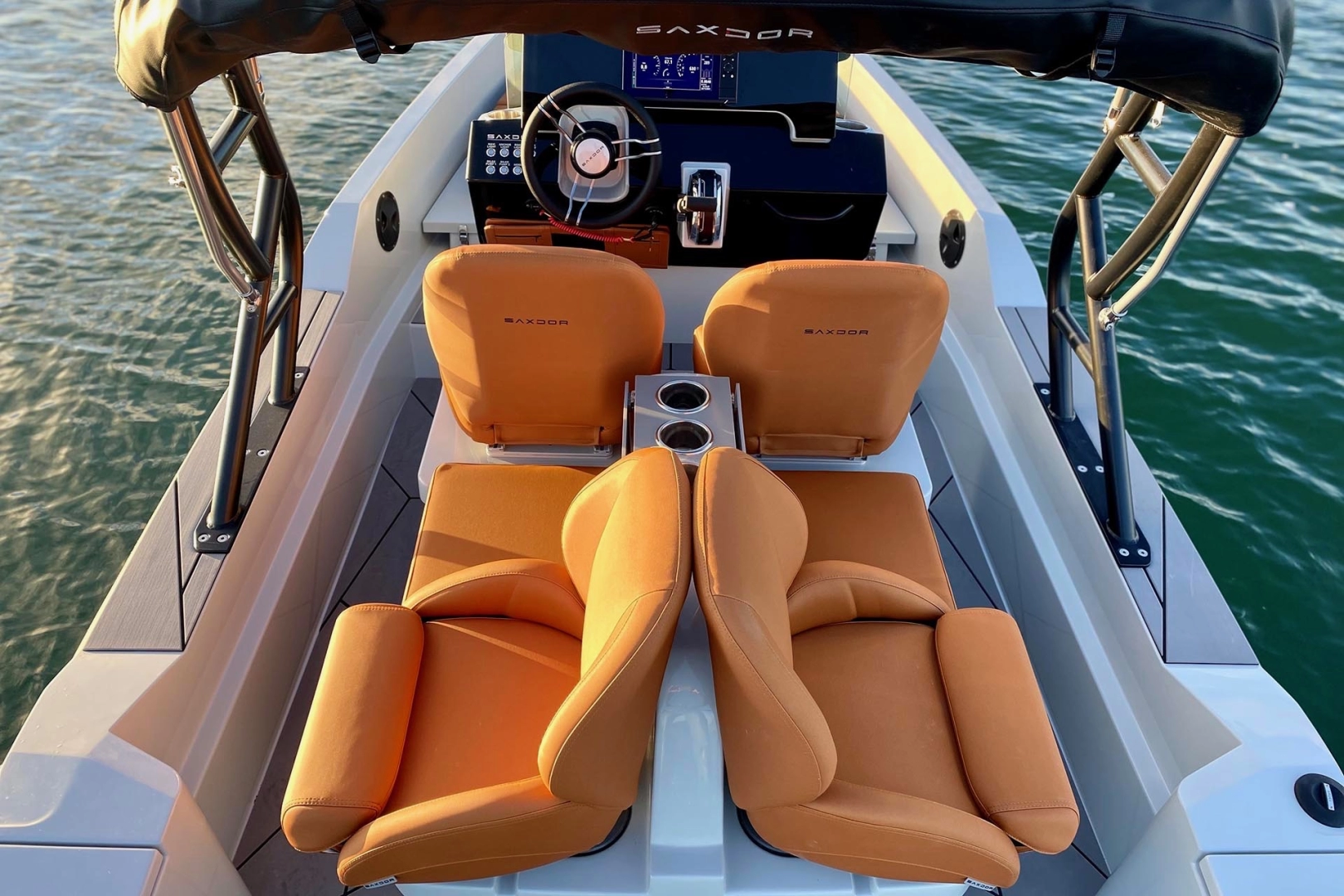 Location à Puerto deportivo Marina Rubicon - Saxdor Saxdor 200  sur SamBoat