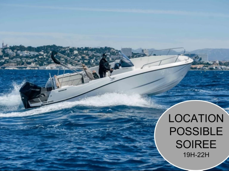Bateau à moteur à louer à Marseille au meilleur prix