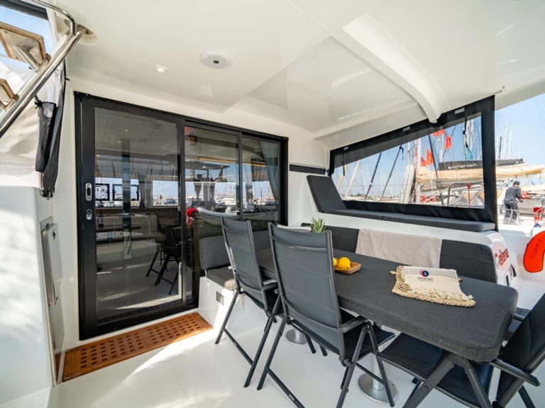 Louer Catamaran avec ou sans skipper Lagoon à Benítses