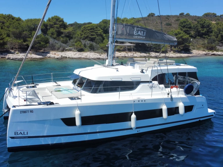 Location à Rogoznica - Bali Bali Catspace Voile sur SamBoat