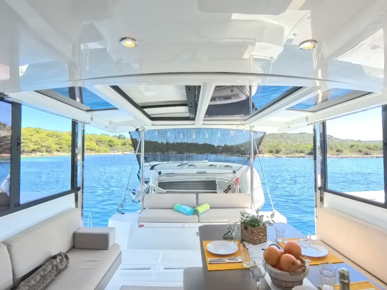 Location bateau Rogoznica pas cher Bali Catspace Voile