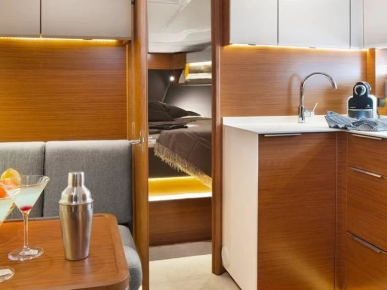 Louez un Bavaria Bavaria Sport 360 Open à El Toro