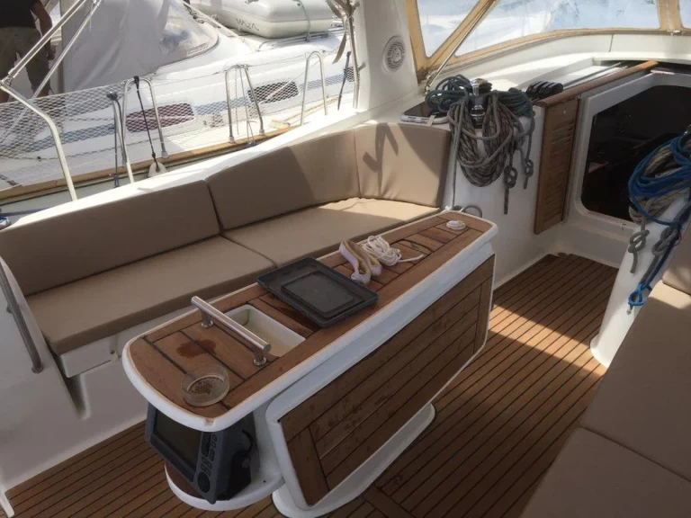 Voilier à louer à Éleusis au meilleur prix