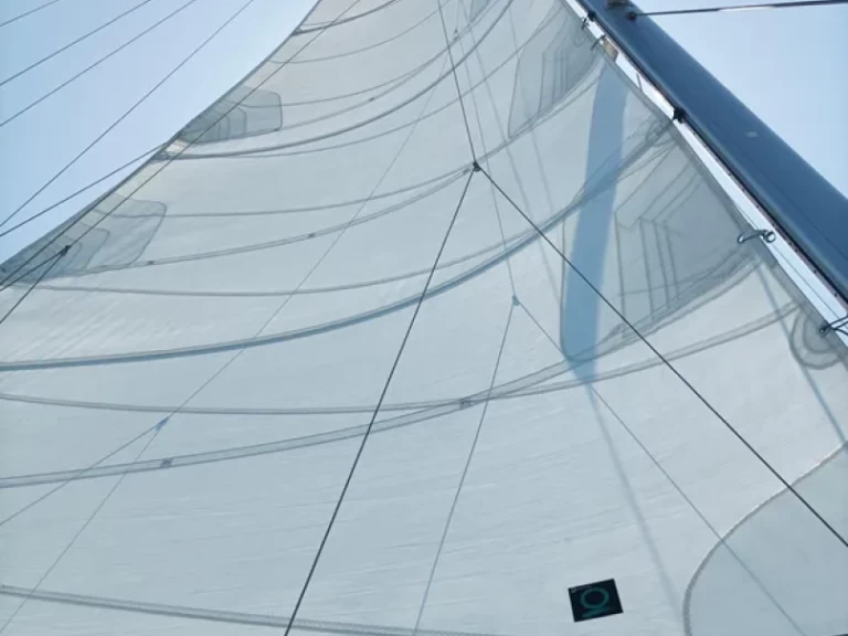 Louez un Bénéteau Oceanis 50 Family à Éleusis