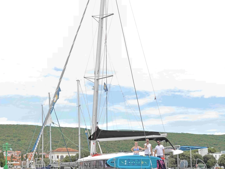 Louez un Lagoon Lagoon 400 S2 à Punat