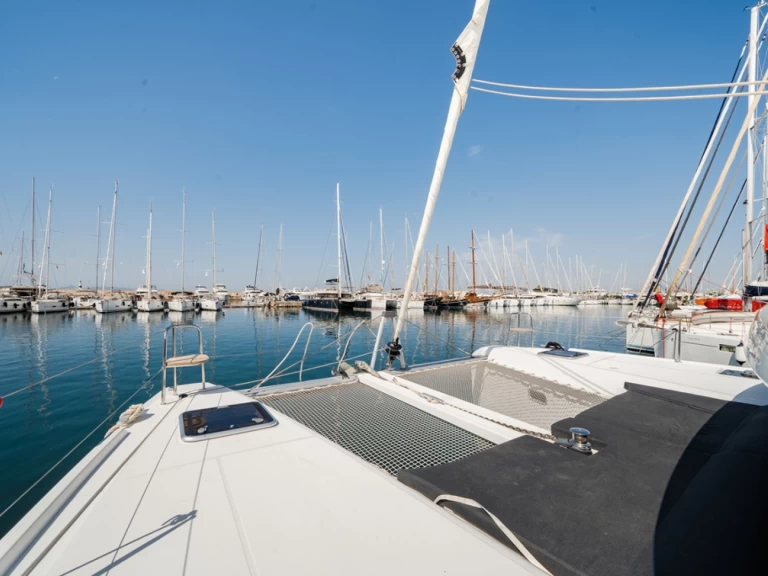 Catamaran à louer à Benítses au meilleur prix