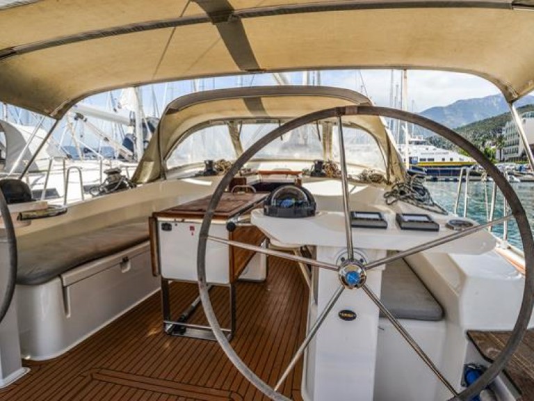Bavaria Cruiser 45 a louer à Fethiye