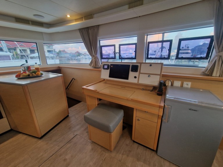 Catamaran à louer à Le Marin au meilleur prix