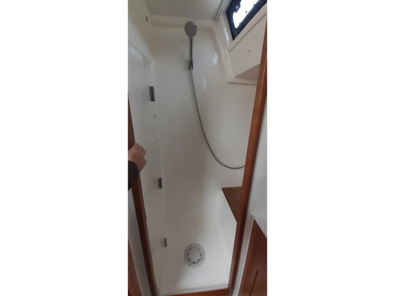 Louer Voilier avec ou sans skipper Bavaria à Cugnana Verde