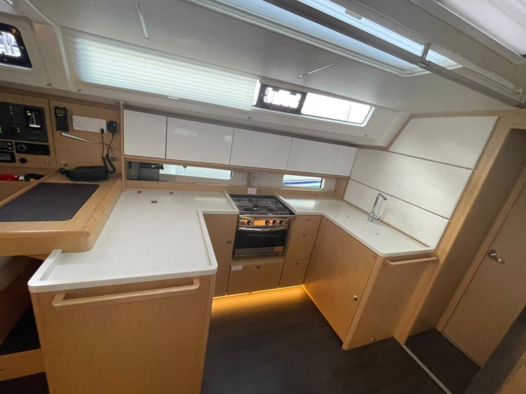 Location bateau Bavaria Bavaria C46 à Páleros sur Samboat