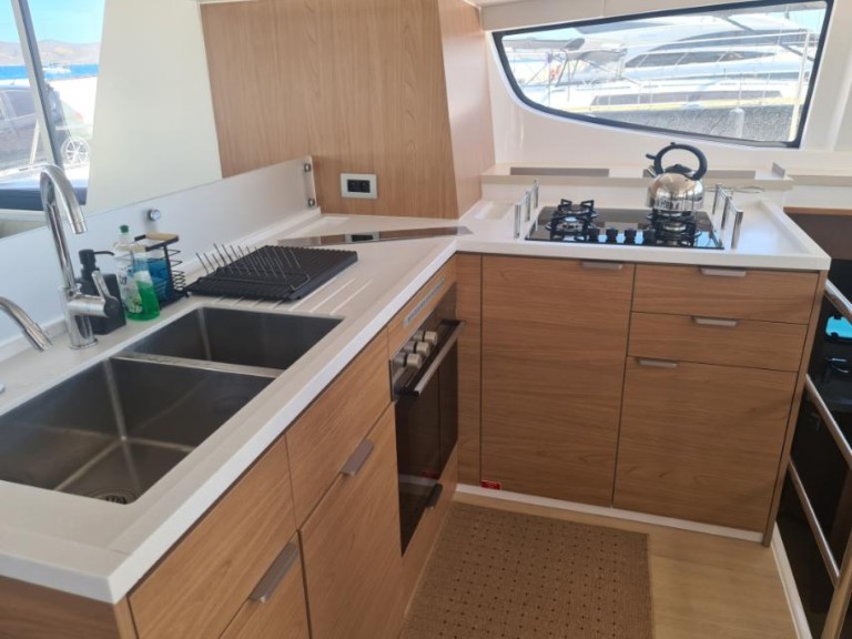 Louer Catamaran avec ou sans skipper Bali à Lávrio