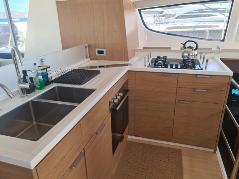 Louer Catamaran avec ou sans skipper Bali à Lávrio