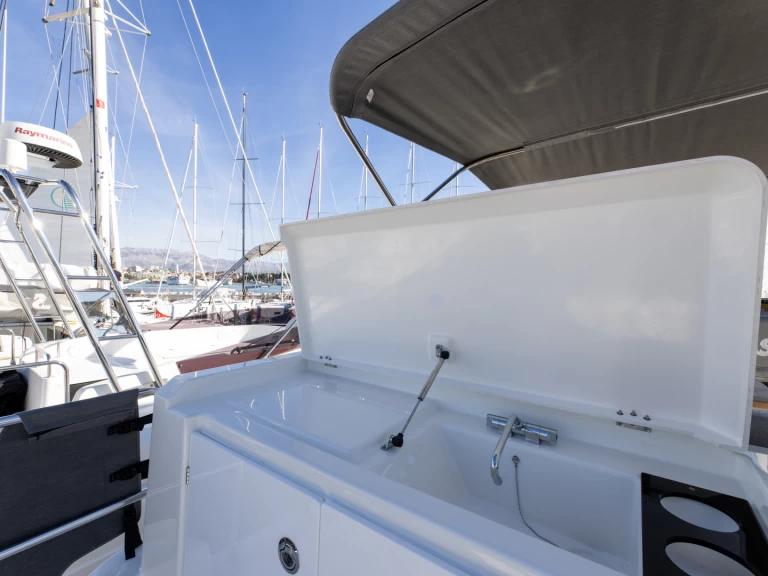 Location bateau Bénéteau Swift Trawler 41 à Split sur Samboat