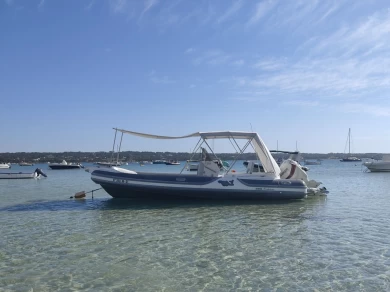 Louer Semi-rigide avec ou sans skipper MV Marine à Marina Formentera