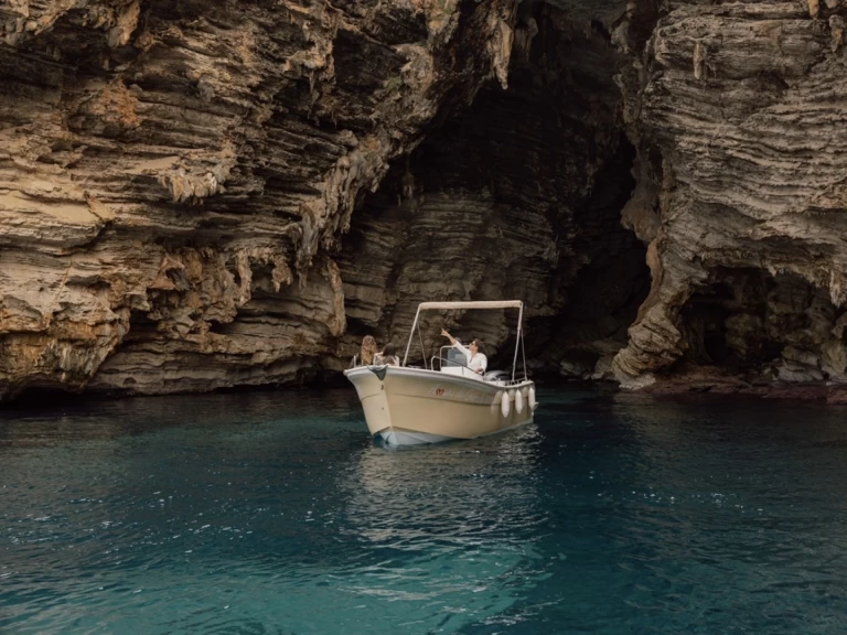 Location bateau Castellammare del Golfo pas cher Open 860