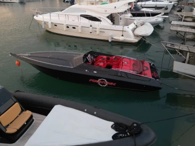 Alquiler de Fountain Fever 29 en Glyfáda