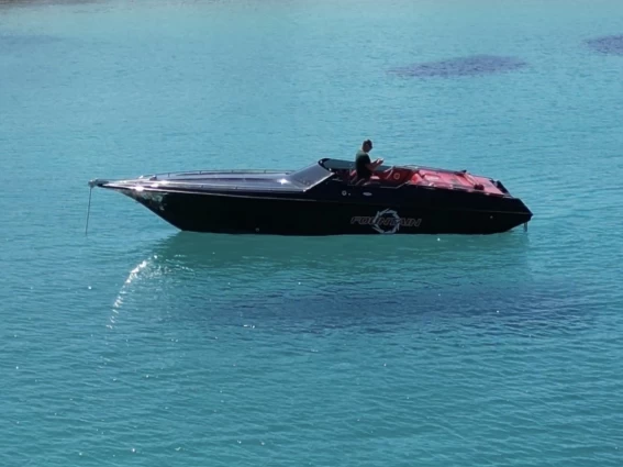 Location Bateau à moteur Fountain avec permis