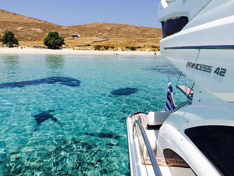 Location Bateau à moteur Princess avec permis