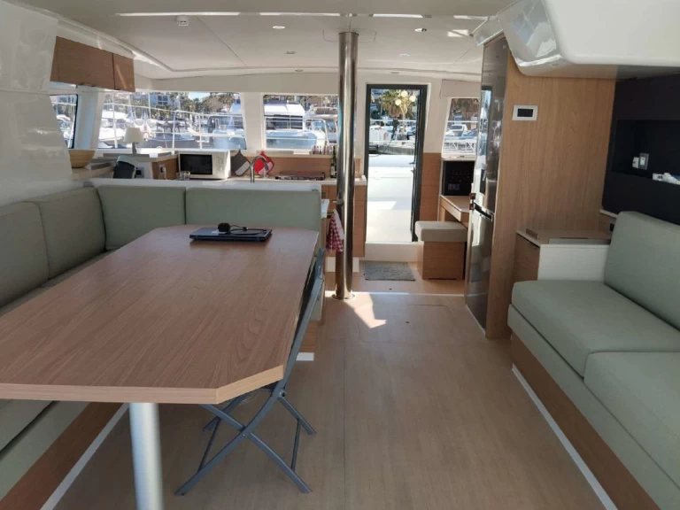 Location Catamaran à Port Grimaud - Bali Bali 4.2