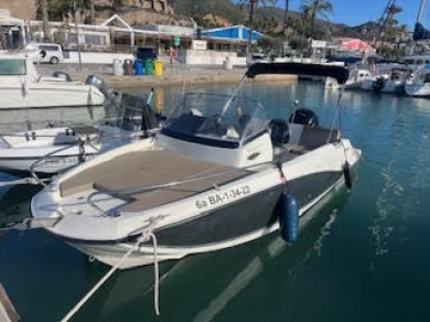 Alquiler Castelldefels - Quicksilver Activ 605 Sundeck en SamBoat