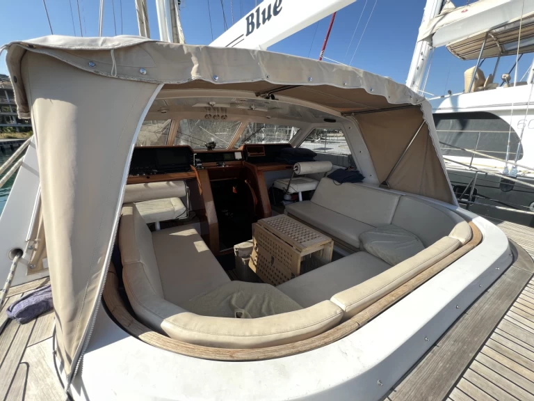 Louez un Jongert 2000 s  à Cannes