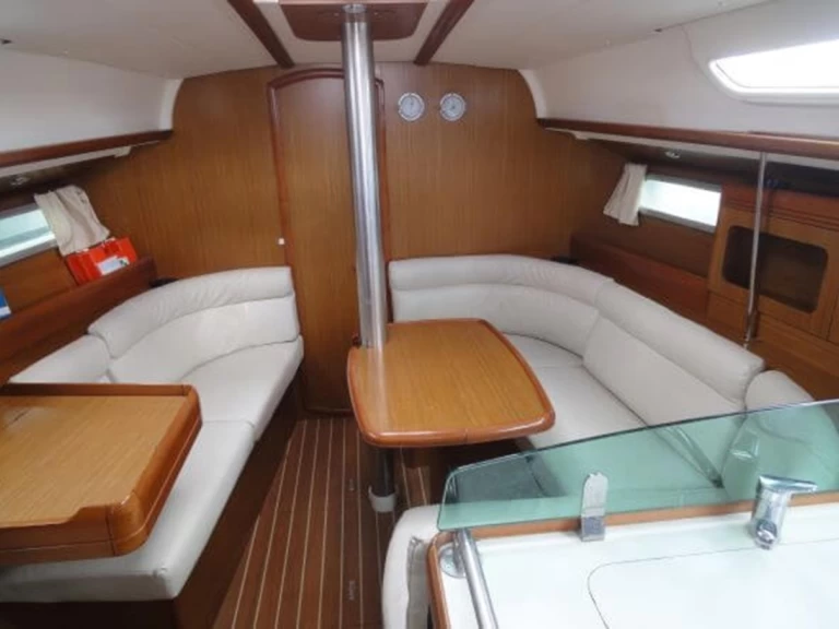 Location Voilier à Lávrio - Jeanneau Sun Odyssey 36i