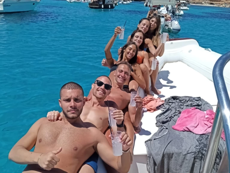 Location Semi-rigide Capelli avec permis