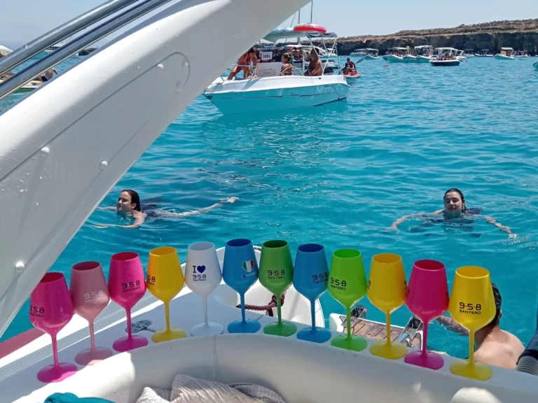 Semi-rigide à louer à Trapani au meilleur prix