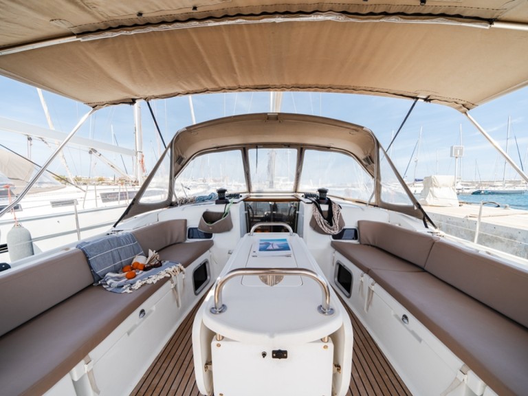 Louer Voilier avec ou sans skipper Jeanneau à Rhodes (Ville)