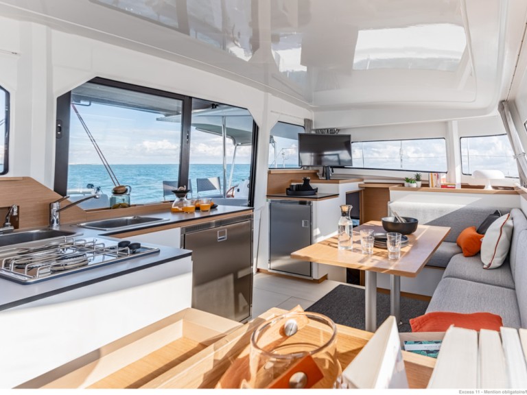 Location bateau Marsh Harbour pas cher Excess 11