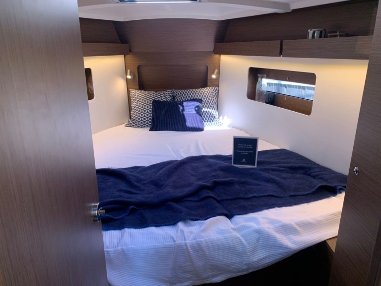 Louer Voilier avec ou sans skipper Bénéteau à Port de La Base de Lorient