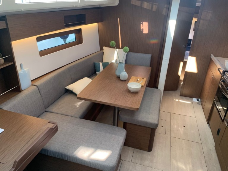 Location Voilier Bénéteau avec permis