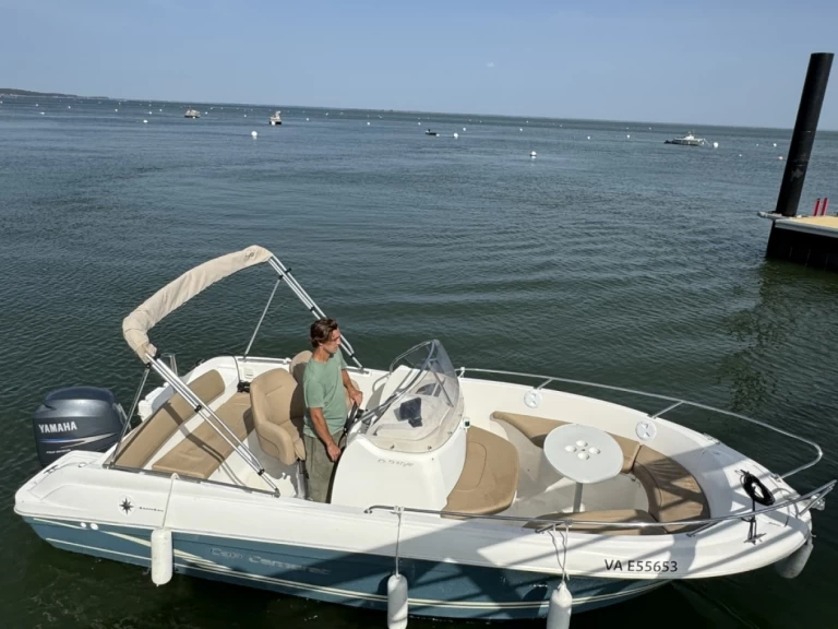 Location à Lège-Cap-Ferret - Bénéteau Flyer 650 Open sur SamBoat