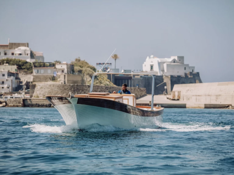 Location bateau O.P Nautica  Aragonese à Forio sur Samboat