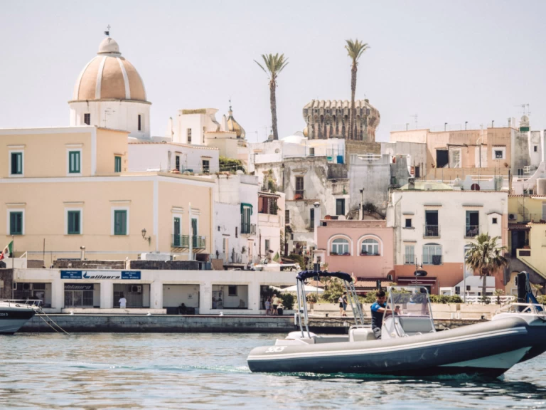 Location bateau Forio pas cher 750