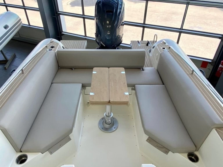 Location bateau Capelli Tempest 900 à Port de Saint-Cyprien Méditerranée sur Samboat