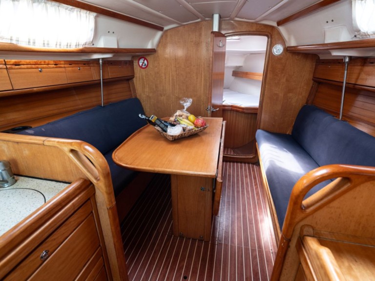 Location bateau Bavaria Bavaria 30 Cruiser à Páleros sur Samboat