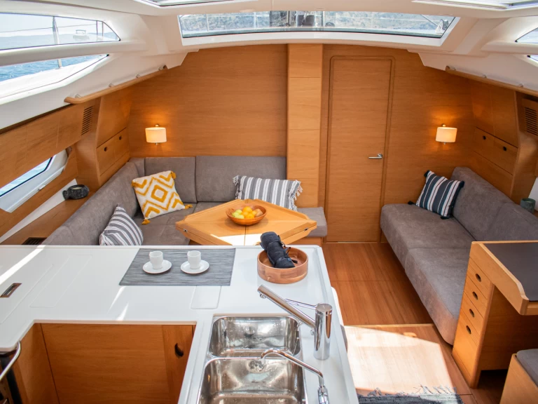 Location à Olympic Marine - X-Yachts Xc47 sur SamBoat