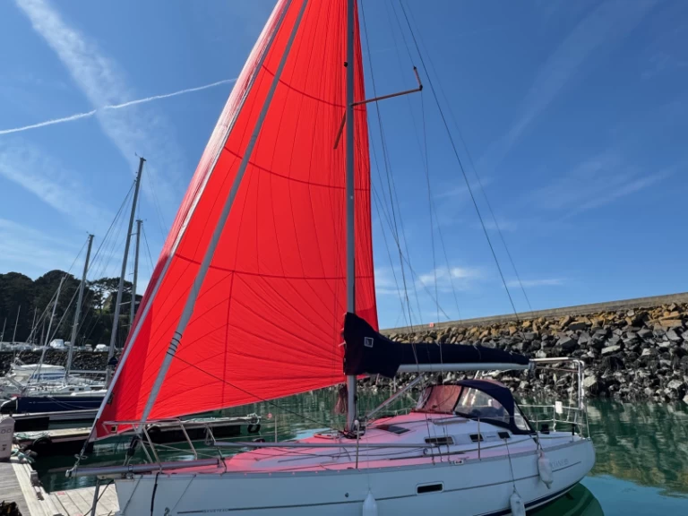 Louez un Bénéteau Oceanis 323 Clipper à France