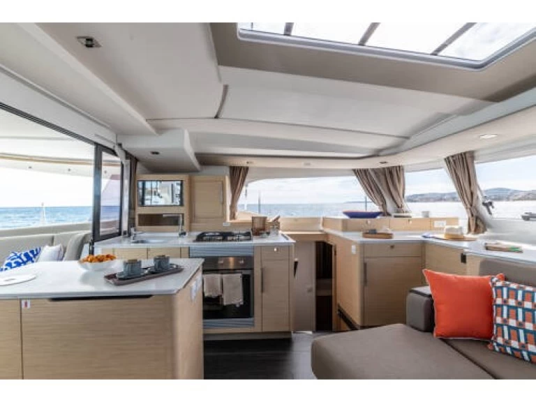 Fountaine Pajot FP 44-3 a louer à Palma de Majorque