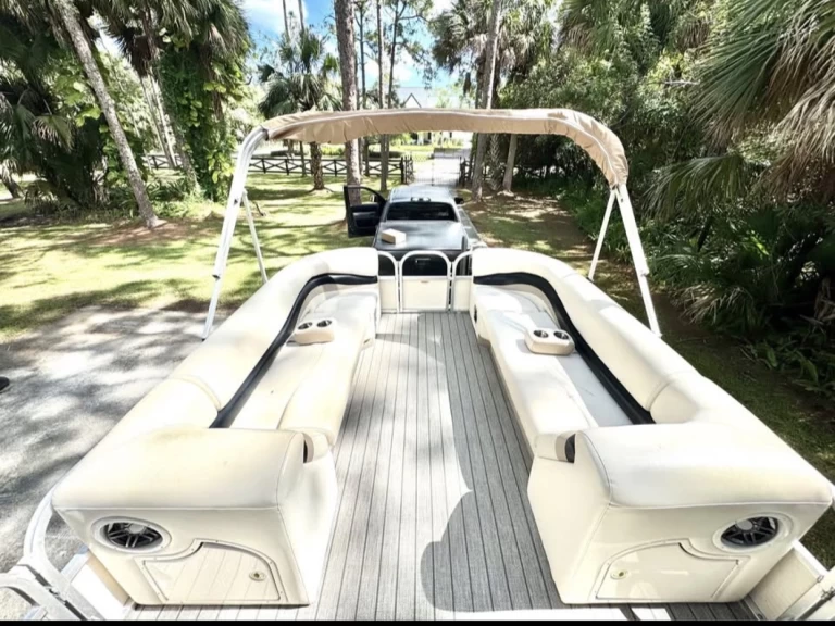 Louez un MAGBAY 43 CC à West Palm Beach