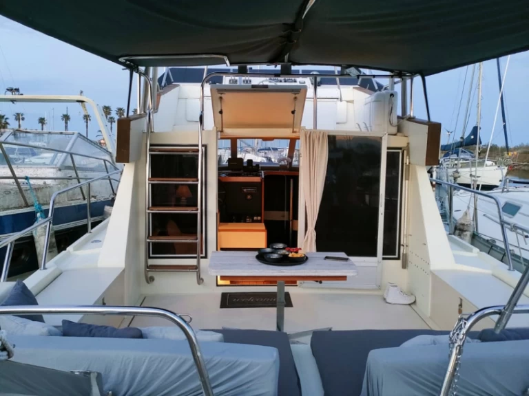 Location Bateau à moteur à Sainte-Marie-la-Mer - Guy Couach Guy Couach 1200 Fly