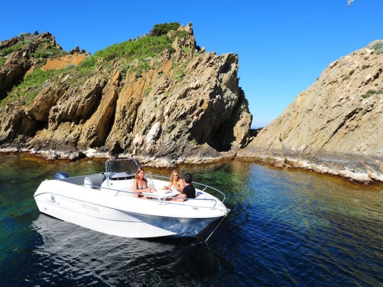 Louez un Pacific Craft 545 open à Sète