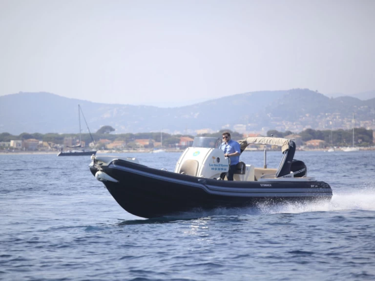 Italboats STINGHER 27 GT a louer à Hyères