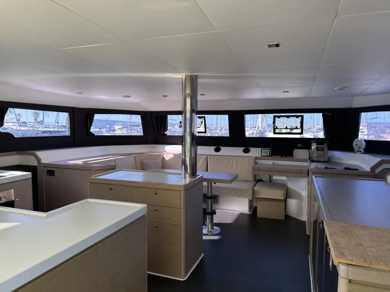 Louez un Dufour Dufour 48 Cat[G] à Furnari